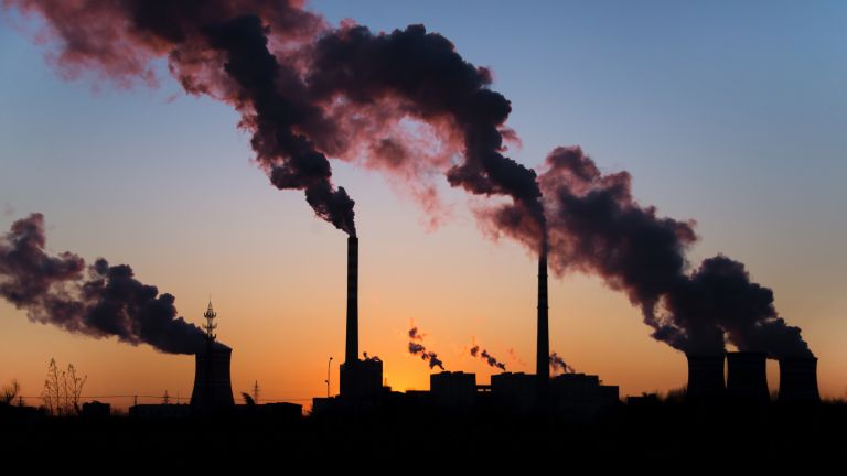 ЕС въвежда въглероден граничен данък върху вноса на замърсяващи стоки